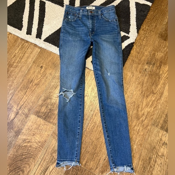 Madewell factory distressed light wash denim skinny jeans - Picture 1 of 9